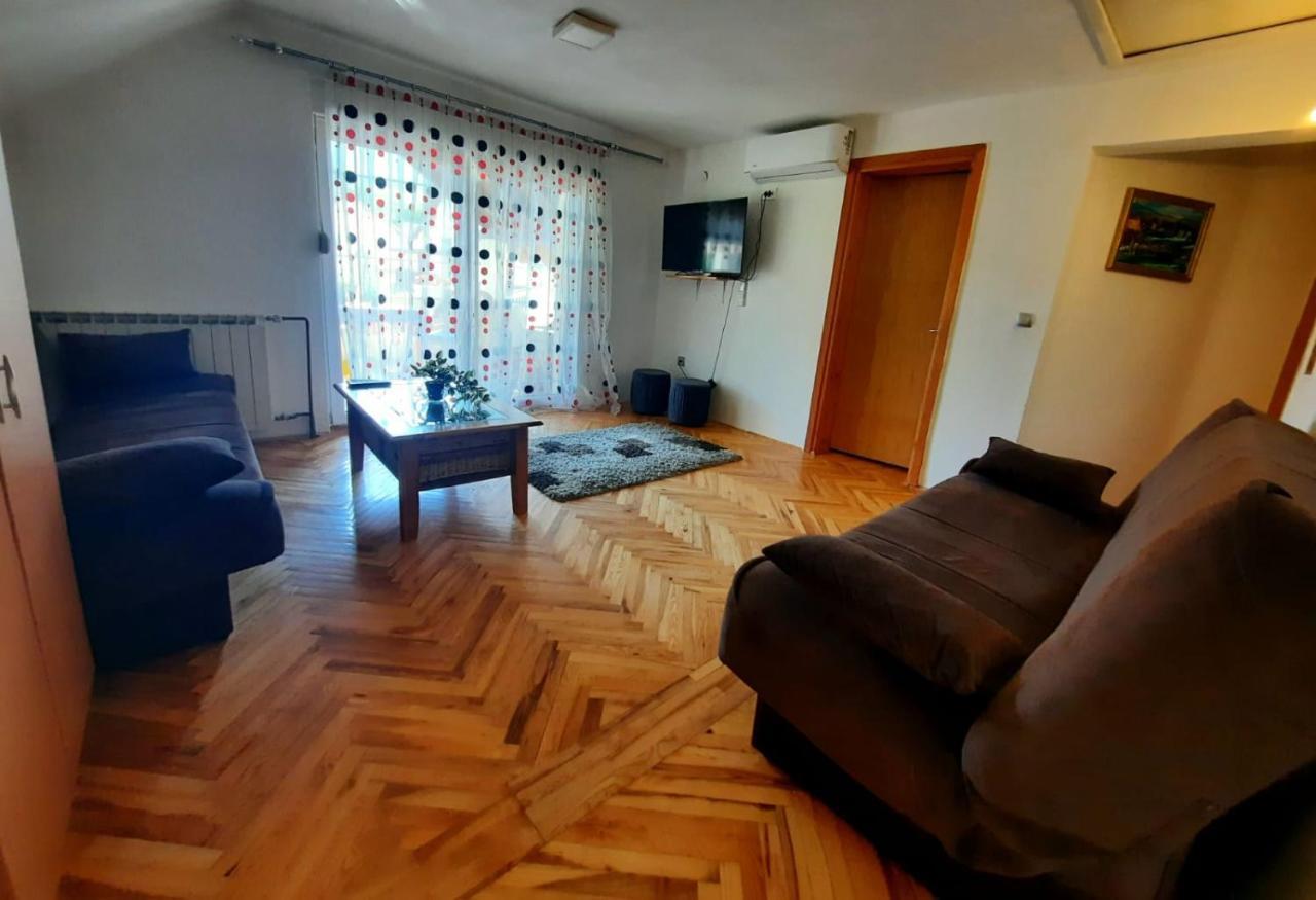 Filip Hotel Korenica Esterno foto